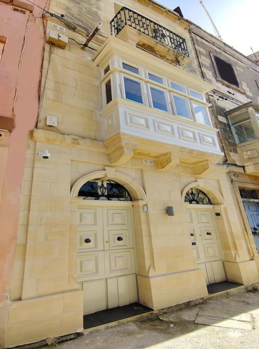 Deck 3 Savynomad Harbour Residences Wow Views Cospicua Exterior photo