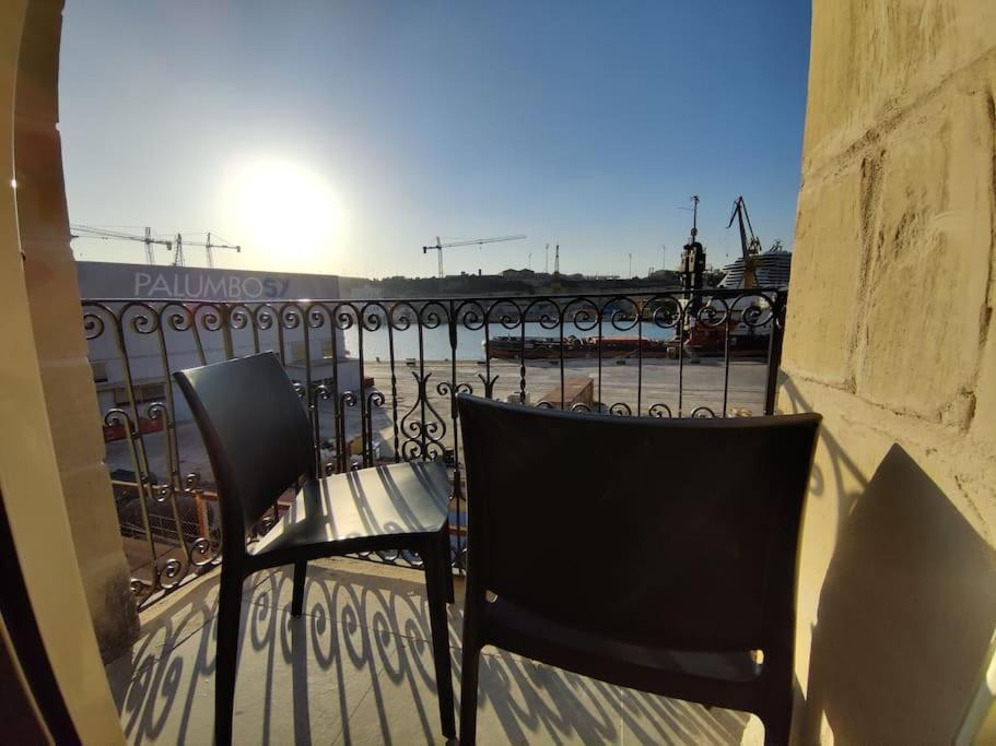 Deck 3 Savynomad Harbour Residences Wow Views Cospicua Exterior photo