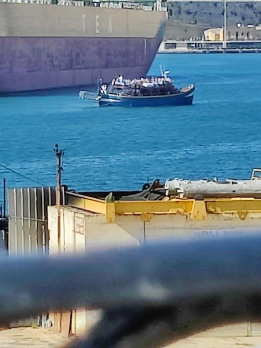 Deck 3 Savynomad Harbour Residences Wow Views Cospicua Exterior photo